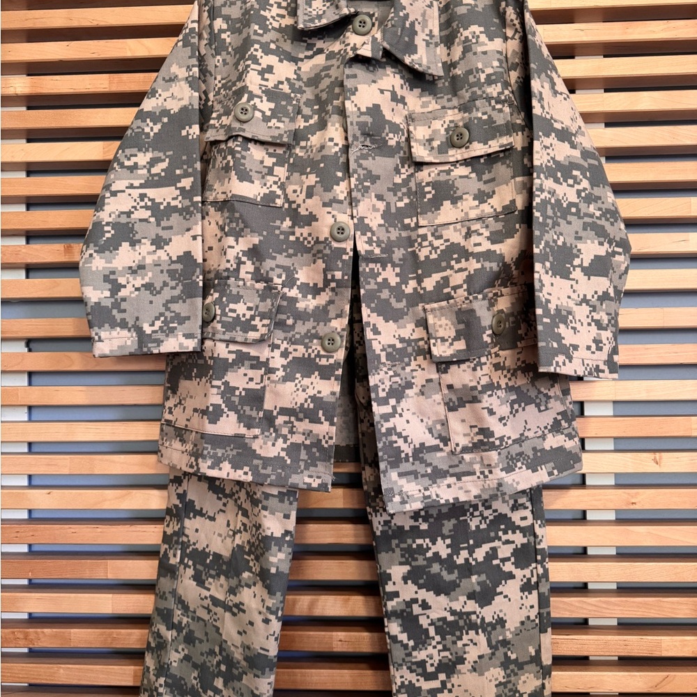 Camouflage Military-Style Jacket and Pants Set